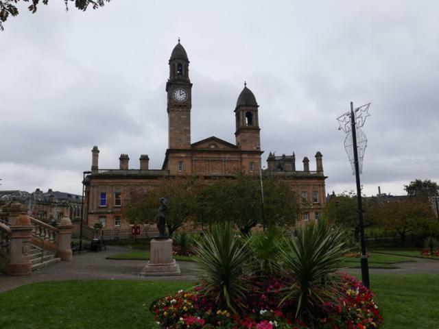 Homestay Oakridge Crescent Paisley Exteriör bild